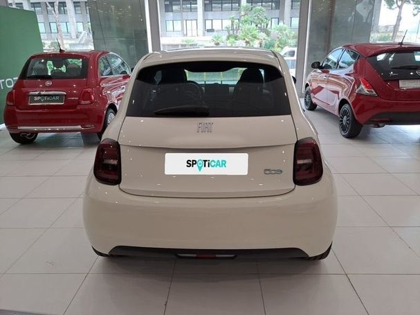 Fiat 500 e 87 kW image number 3