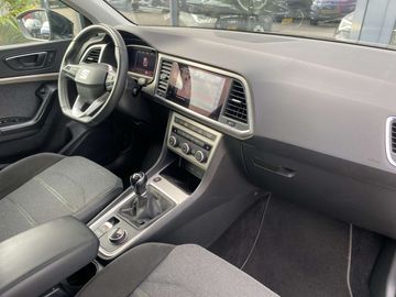 Car image 37