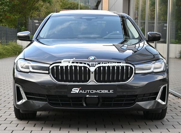 BMW 520d xDrive 140 kW image number 8