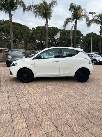 Lancia Ypsilon 51 kW image number 4