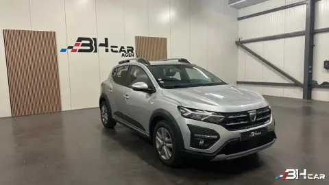 Car image 2