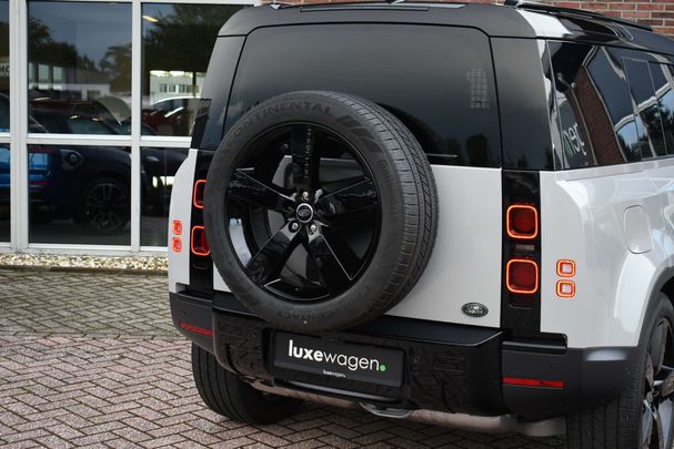 Land Rover Defender 110 3.0 D250 183 kW image number 42