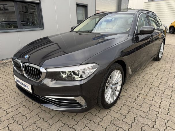 BMW 520d Touring Luxury Line 140 kW image number 1