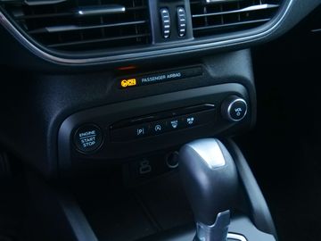 Car image 35