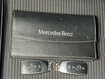 Car image 32