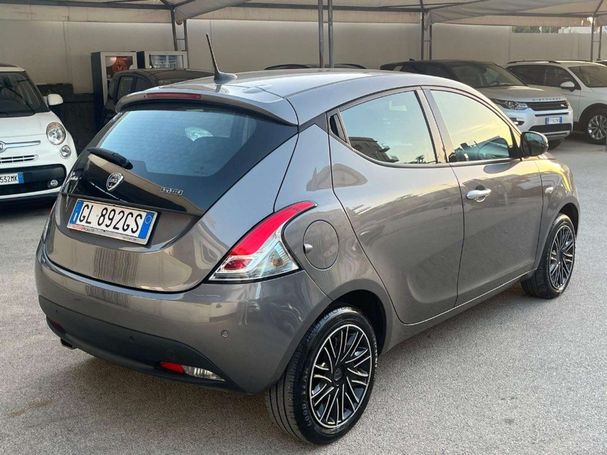 Lancia Ypsilon 51 kW image number 6