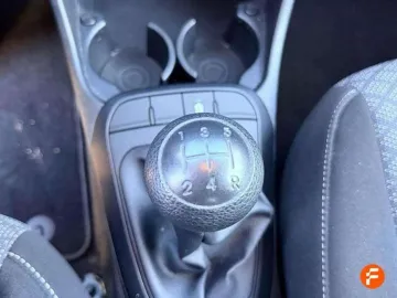 Car image 31