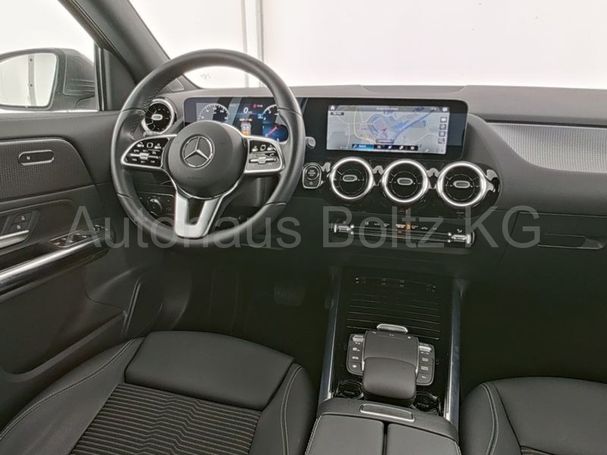 Mercedes-Benz GLA 200 Progressive 120 kW image number 2