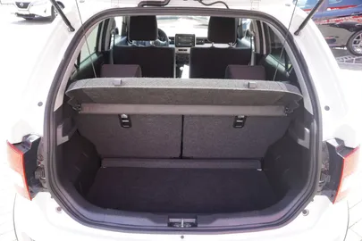 Car image 31