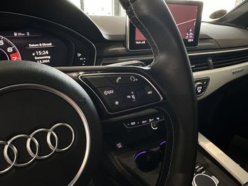 Car image 37