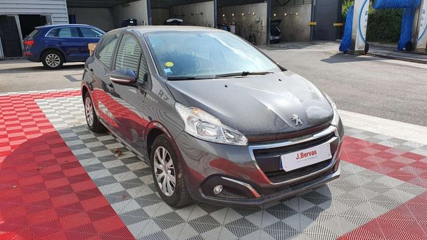 Peugeot 208 BlueHDi 100 74 kW image number 2