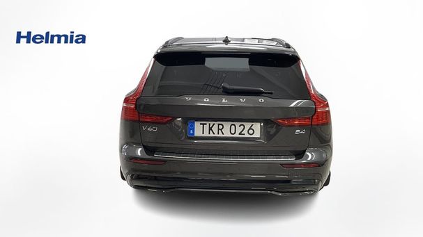 Volvo V60 B4 Plus 147 kW image number 3