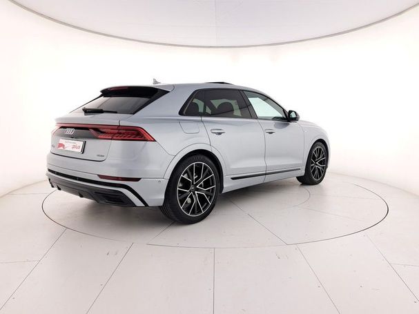 Audi Q8 50 TDI quattro Tiptronic Sport 210 kW image number 2