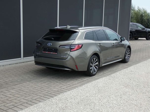 Toyota Corolla Hybrid Touring Sports 90 kW image number 4