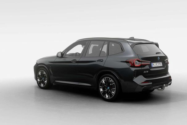 BMW iX3 210 kW image number 4