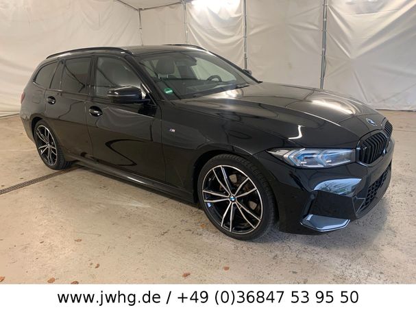 BMW 320d Touring M Sport xDrive 140 kW image number 2