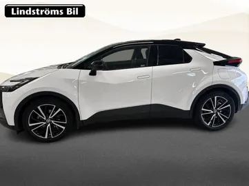 Car image 5