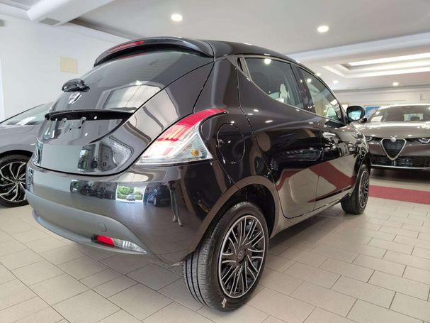 Lancia Ypsilon 51 kW image number 3