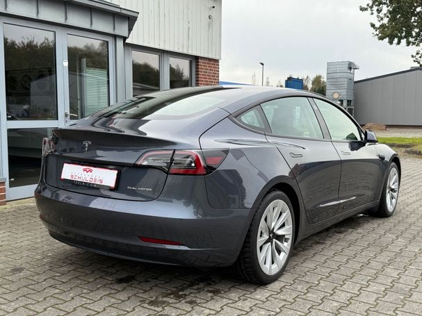 Tesla Model 3 Long Range AWD 366 kW image number 4