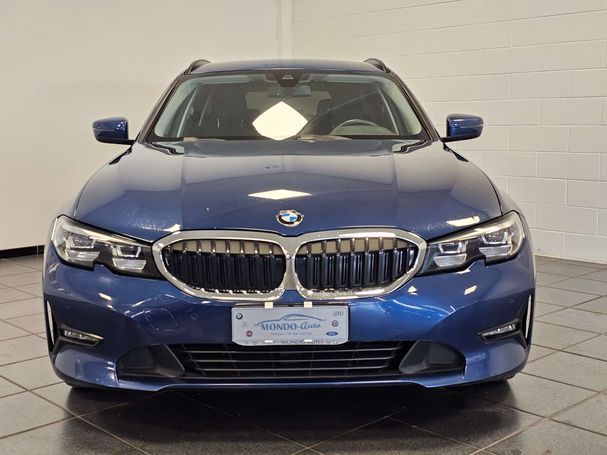 BMW 320d Touring xDrive 140 kW image number 3