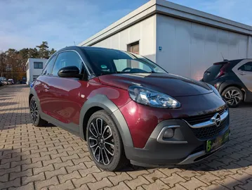Car image 3