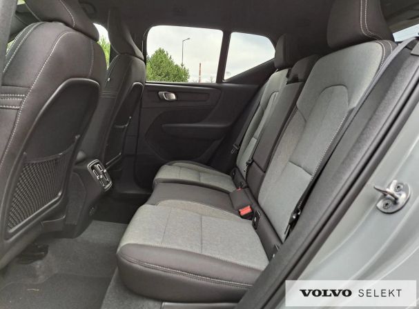 Volvo XC40 130 kW image number 11