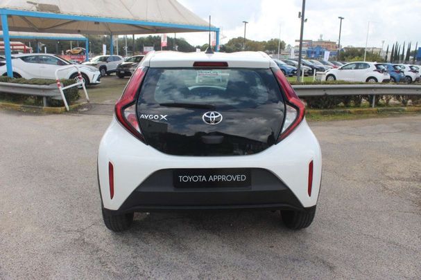 Toyota Aygo X 1.0 VVT-i 53 kW image number 3