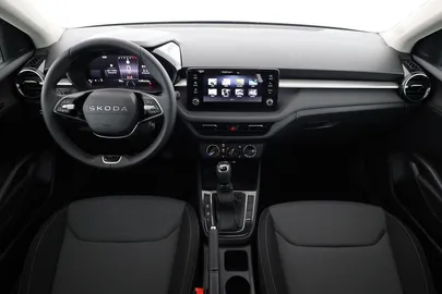 Car image 30