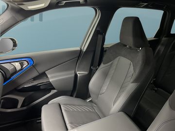 Car image 35