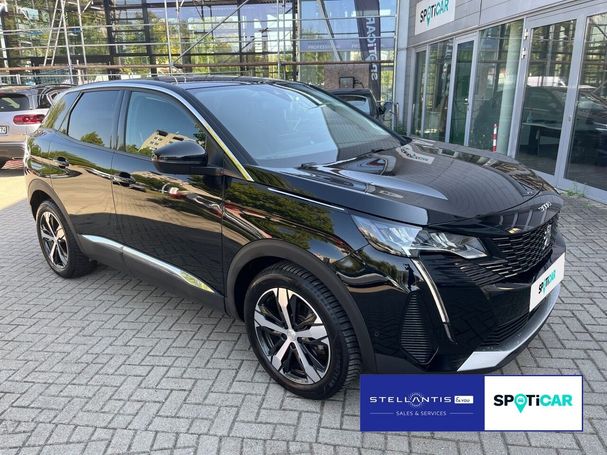 Peugeot 3008 PureTech 130 Allure 96 kW image number 2