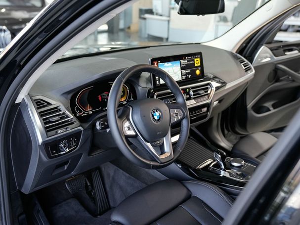 BMW X3 xDrive 210 kW image number 3