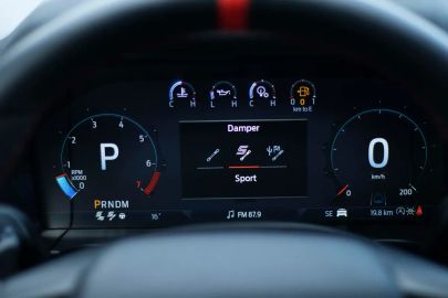 Car image 37