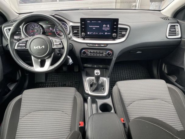 Kia XCeed 1.5 T-GDI 118 kW image number 16