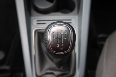 Car image 24