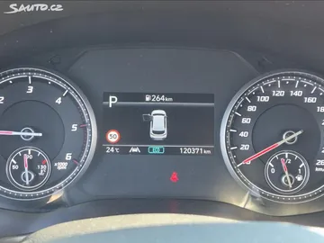 Car image 28