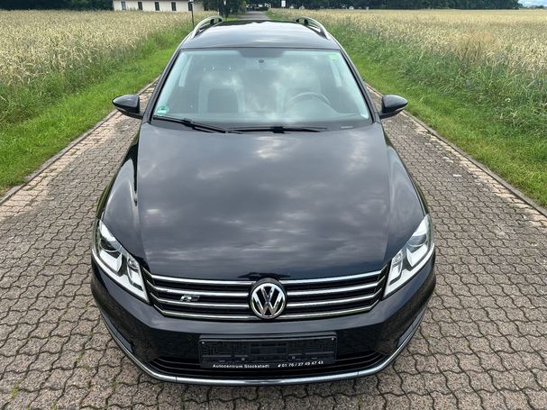 Volkswagen Passat Variant BlueMotion R-Line DSG 130 kW image number 5