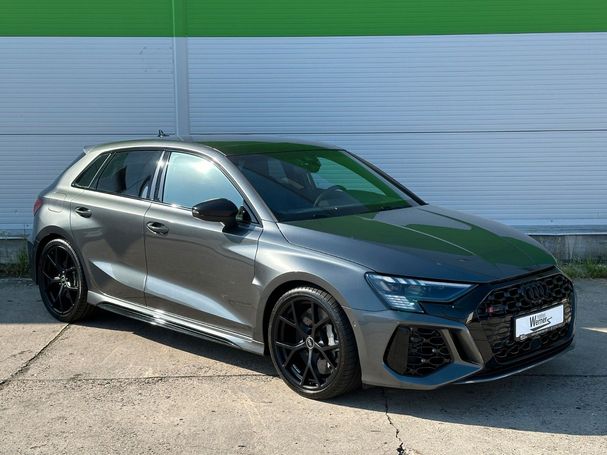 Audi RS3 quattro S tronic 294 kW image number 2