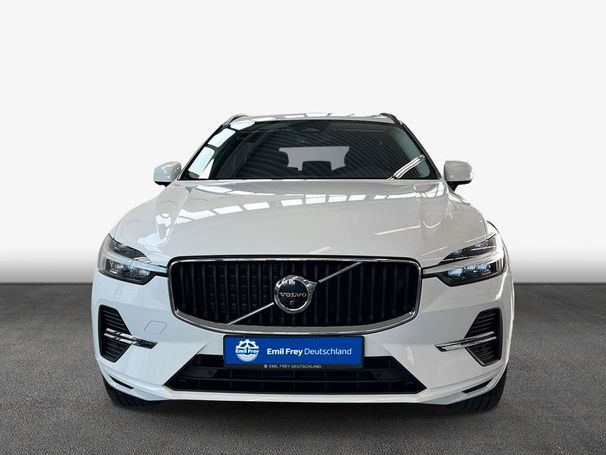 Volvo XC60 B4 AWD Momentum 145 kW image number 3