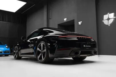 Car image 36
