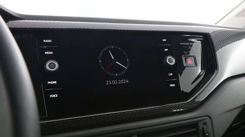 Car image 33