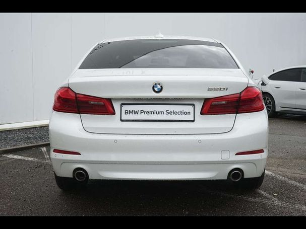 BMW 520i 135 kW image number 24