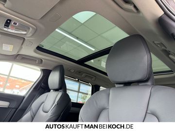 Car image 35