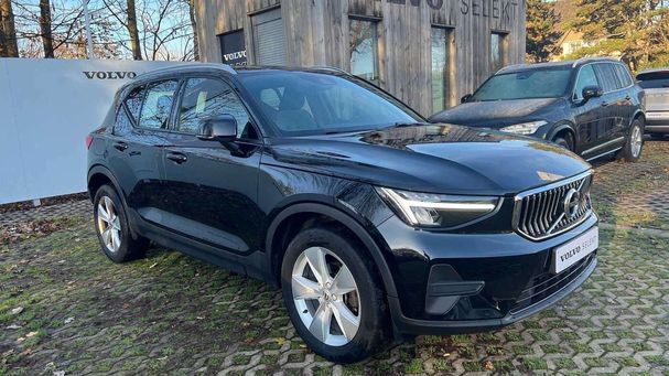 Volvo XC40 T2 Core 95 kW image number 6