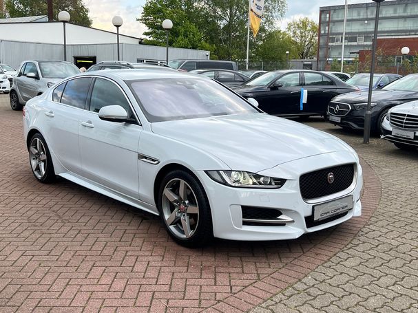 Jaguar XE 132 kW image number 7