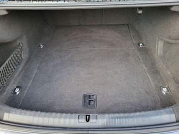 Car image 37