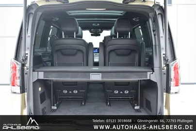 Car image 37