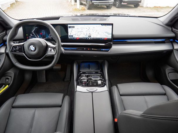 BMW 520i 140 kW image number 9