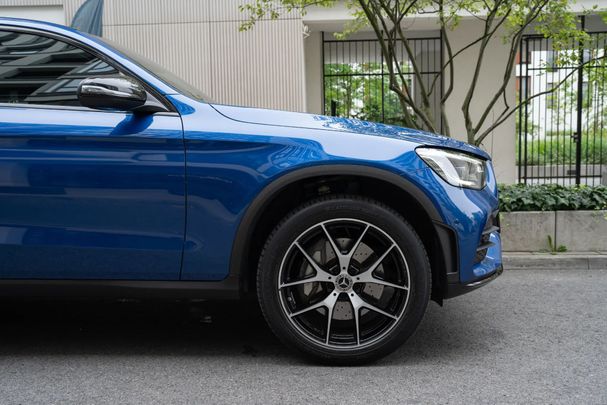 Mercedes-Benz GLC 300 e 235 kW image number 32