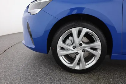 Car image 29