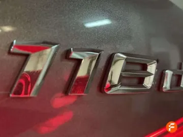 Car image 35